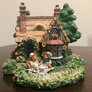 Cherish Teddies “A picnic for two”